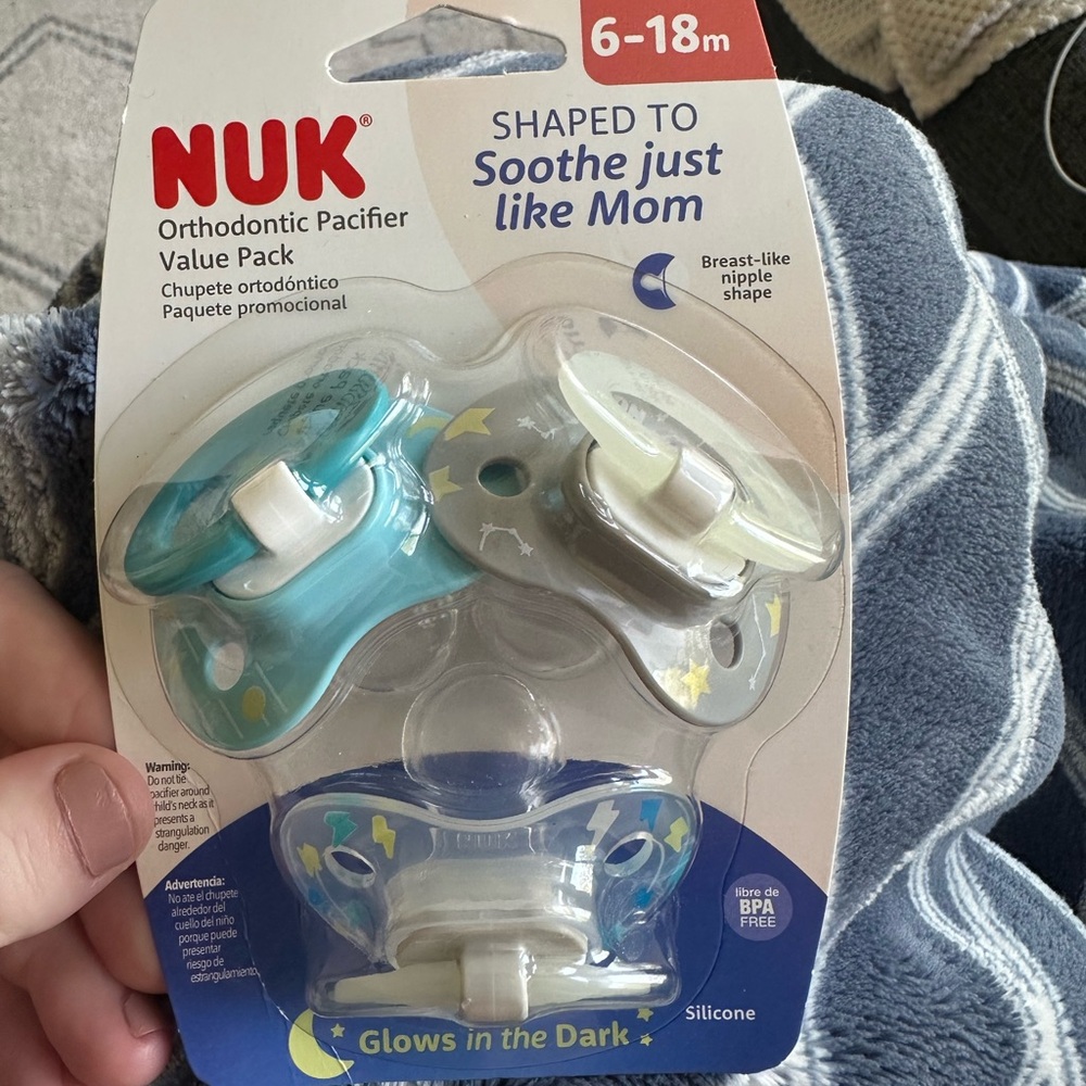 3 Nuk pacifiers
